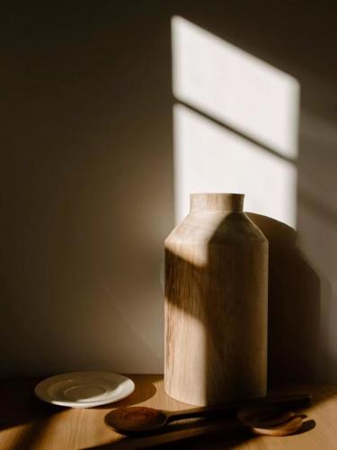 600X1200mm素巖質感磚系列，重塑柔光之美